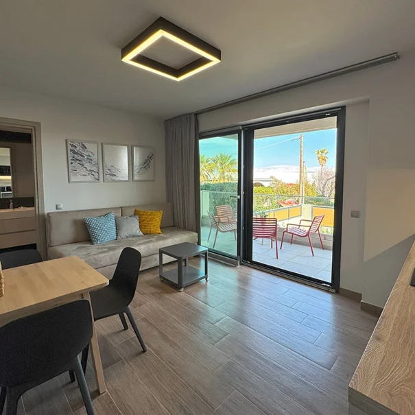 Cozy apartment with Sea View
